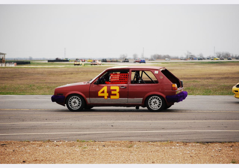 Illustration for article titled Four Hours Into The Texas Gator-O-Rama 24 Hours Of LeMons, Corolla FX16 In The Lead!